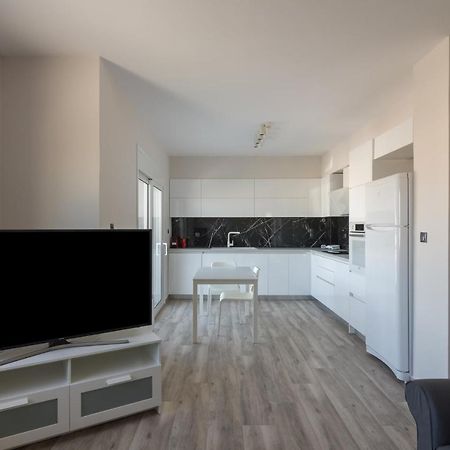Acropolis View Apartment For 4 Ppl เอเธนส์ ภายนอก รูปภาพ
